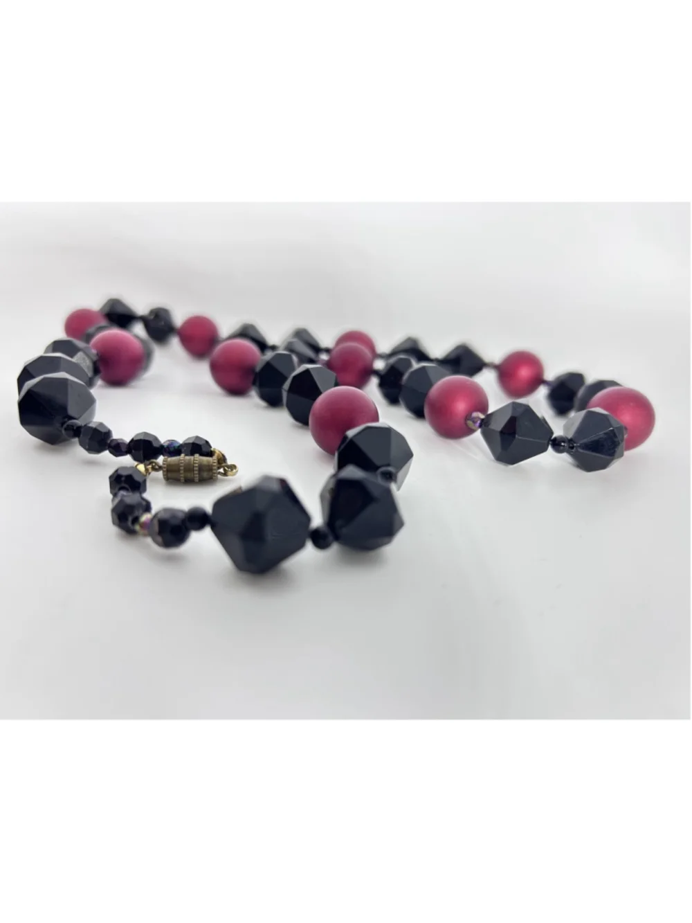 Necklace Black Acrylic Beaded Statement Chunky Faceted Geometric Pearls
